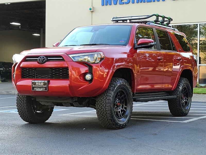 2020 Toyota 4Runner SR5 Premium 4X4 / LEATHER / 3RD SEAT / LIFTED  / NEW TRD WHEELS & TIRES / SUN ROOF / FACTORY WARRANTY - Photo 65 - Portland, OR 97217