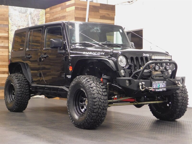 2017 Jeep Wrangler Unlimited Rubicon 4X4 / LIFTED w/ WINCH BUMPERS   - Photo 2 - Gladstone, OR 97027