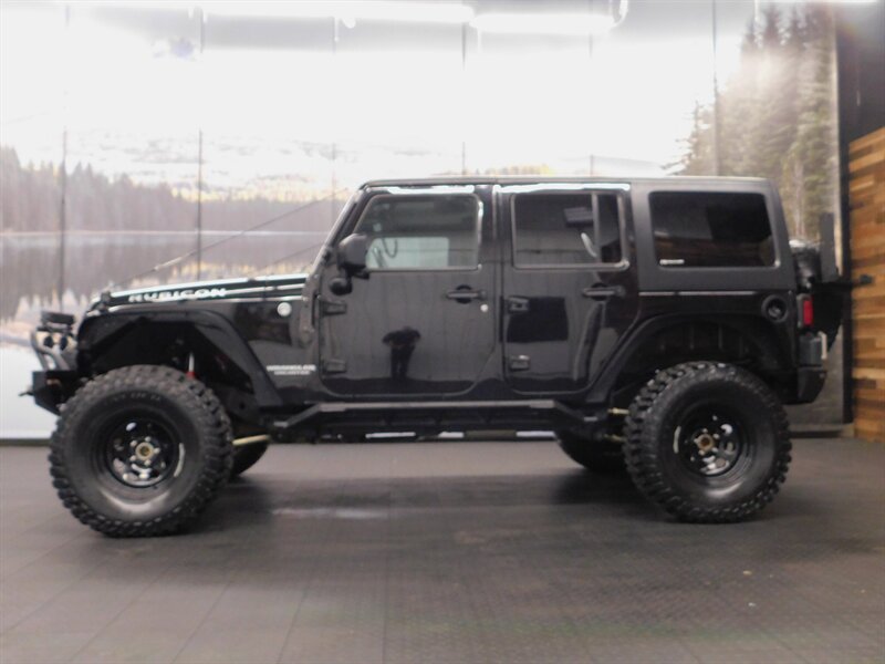 2017 Jeep Wrangler Unlimited Rubicon 4X4 / LIFTED w/ WINCH BUMPERS   - Photo 3 - Gladstone, OR 97027