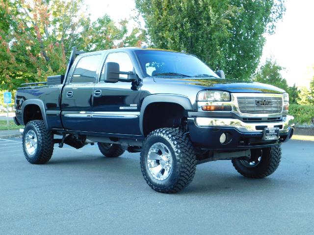 2005 GMC Sierra 2500 SLT 4dr Crew Cab / 4X4 / 6.6L DURAMX DIESEL / LIFT