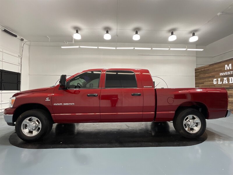 2006 Dodge Ram 3500 SLT MEGA CAB 2WD / 5.9L DIESEL / 6-SPEED MANUAL  / RUST FREE TRUCK / 5.9L CUMMINS DIESEL / 6-SPEED MAUAL / 109,000 MILES - Photo 3 - Gladstone, OR 97027