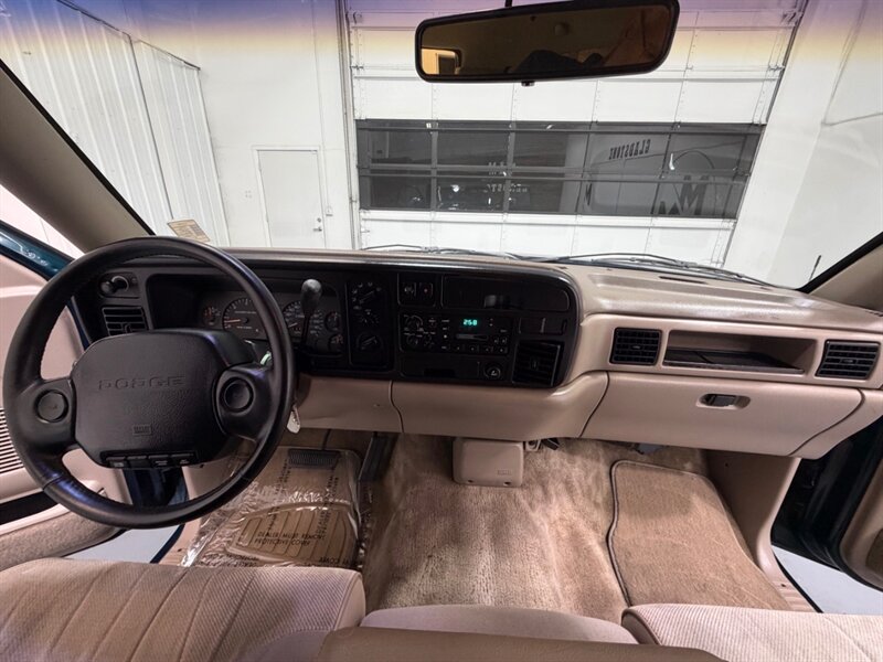 1996 Dodge Ram 1500 Laramie SLT Regular Cab 5.2L V8 /ONLY 46,000 MILES /LONG BED / ZERO RUST - Photo 14 - Gladstone, OR 97027