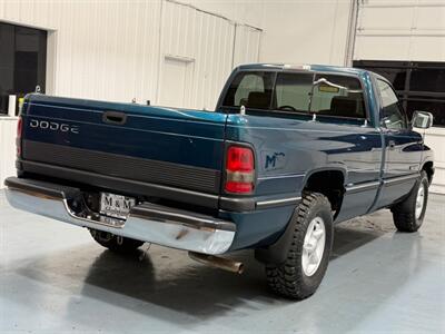 1996 Dodge Ram 1500 Laramie SLT Regular Cab 5.2L V8 /ONLY 46,000 MILES /LONG BED / ZERO RUST - Photo 8 - Gladstone, OR 97027
