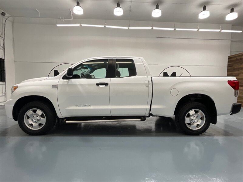 2010 Toyota Tundra Grade Double Cab 4X4 / 4.6L V8 /1-OWNER /82K MILES / ZERO RUST / Towing Pkg - Photo 3 - Gladstone, OR 97027