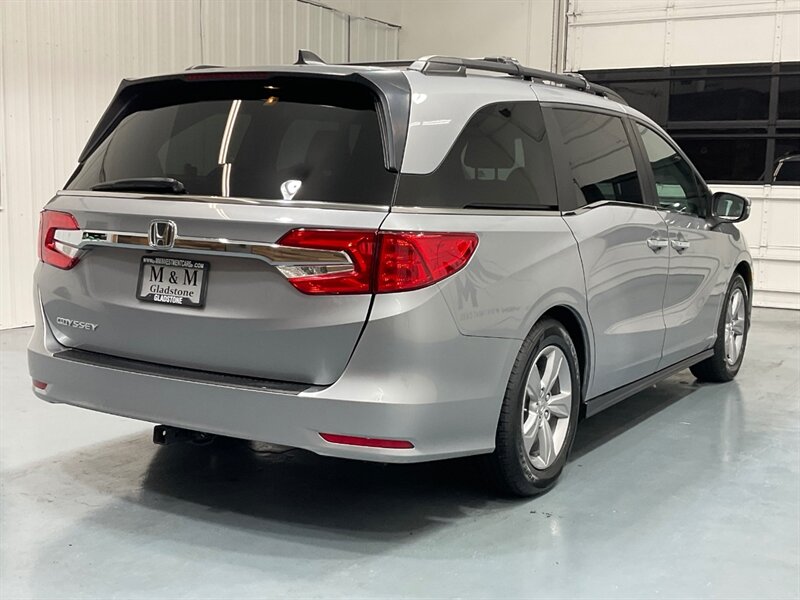 2018 Honda Odyssey EX Minivan / 8-Passenger / Heated seats / Camera  / Blind Spot / Adaptive Cruise / Power Sliding Doors - Photo 8 - Gladstone, OR 97027