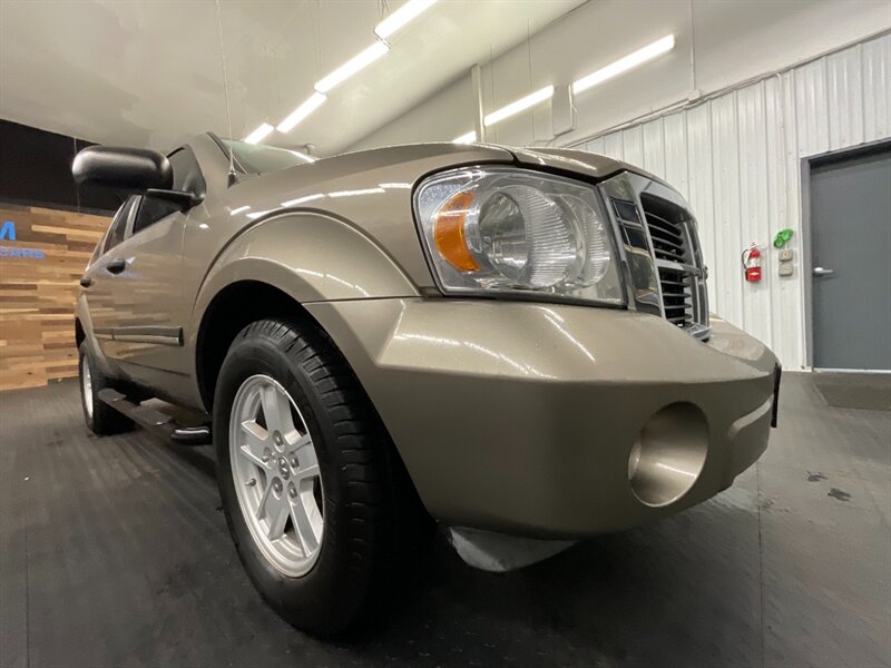 2007 Dodge Durango SLT Sport Utility 5.7L V8 / 3RD ROW SEAT / CLEAN   - Photo 10 - Gladstone, OR 97027