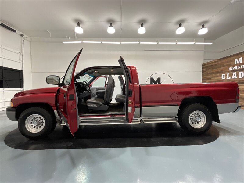 1998 Dodge Ram 2500 Laramie SLT 12-VALVE 5.9L DIESEL  / LOCAL NO RUST / LEATHER - Photo 10 - Gladstone, OR 97027