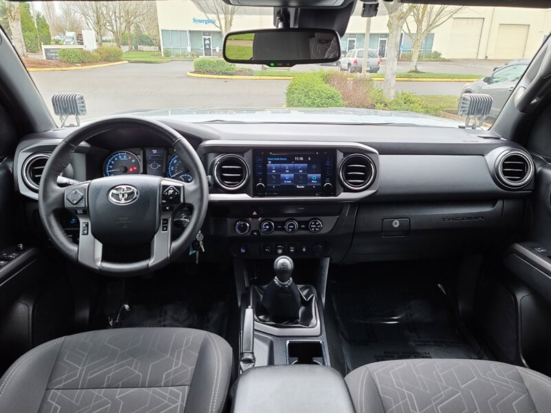 2019 Toyota Tacoma Double Cab / 4X4 / TRD Off-Road / 6 SPEED MANUAL /  ** SUPER LIFT KIT ** / MANY CUSTOM UPGRADES - Photo 12 - Portland, OR 97217