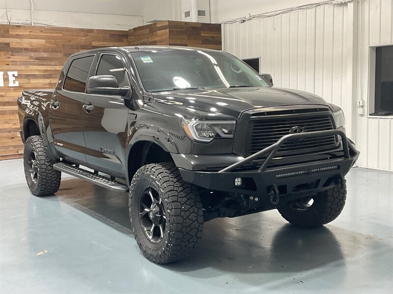 2013 Toyota Tundra Platinum CREWMAX 4X4 5.7L V8 LIFTED LIFTED / ZERO RUST / Heated & Cooled Leather Seats - Photo 2 - Gladstone, OR 97027