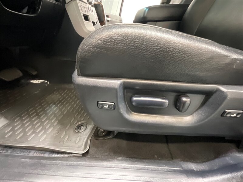 2013 Toyota Tundra Platinum CREWMAX 4X4 5.7L V8 LIFTED LIFTED / ZERO RUST / Heated & Cooled Leather Seats - Photo 39 - Gladstone, OR 97027