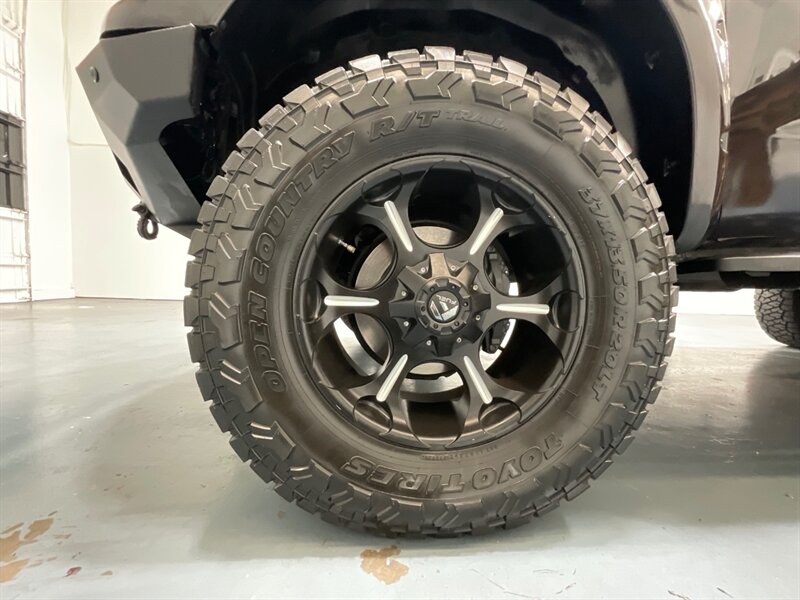 2013 Toyota Tundra Platinum CREWMAX 4X4 5.7L V8 LIFTED LIFTED / ZERO RUST / Heated & Cooled Leather Seats - Photo 23 - Gladstone, OR 97027