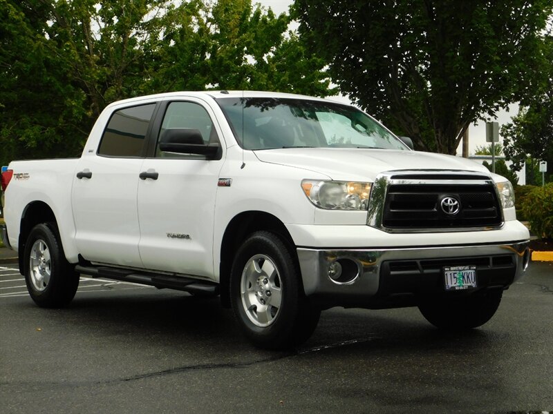 2013 Toyota Tundra Grade Crew Max 5.7L 4X4 TRD OFF R.D. 104Kmiles 4DR