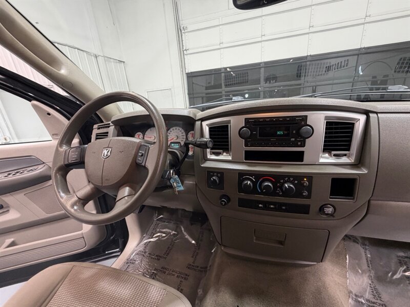 2008 Dodge Ram 2500 BIG HORN 4X4 / 6.7L CUMMINS DIESEL / NEW TIRES /LONG BED / ZERO RUST / LOW MILES - Photo 17 - Gladstone, OR 97027