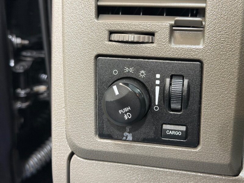 2008 Dodge Ram 2500 BIG HORN 4X4 / 6.7L CUMMINS DIESEL / NEW TIRES /LONG BED / ZERO RUST / LOW MILES - Photo 41 - Gladstone, OR 97027