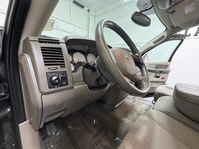 2008 Dodge Ram 2500 BIG HORN 4X4 / 6.7L CUMMINS DIESEL / NEW TIRES /LONG BED / ZERO RUST / LOW MILES - Photo 39 - Gladstone, OR 97027