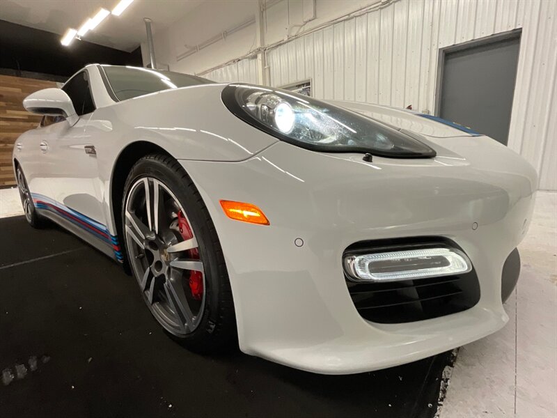 2013 Porsche Panamera GTS Sedan AWD / 4.8L V8 / LOADED / 58,000 MILES  / Leather w. Heated & Cooled Seats / Sunroof / Sport Chrono Package Plus - Photo 27 - Gladstone, OR 97027