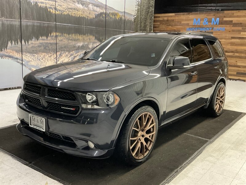 2013 Dodge Durango R/T Sport Utility / 5.7L V8 HEMI / Leather  / Navigation & Backup Camera / Leather & Heated Seats / Sunroof / CUSTOM WHEELS / 3RD ROW SEAT - Photo 25 - Gladstone, OR 97027