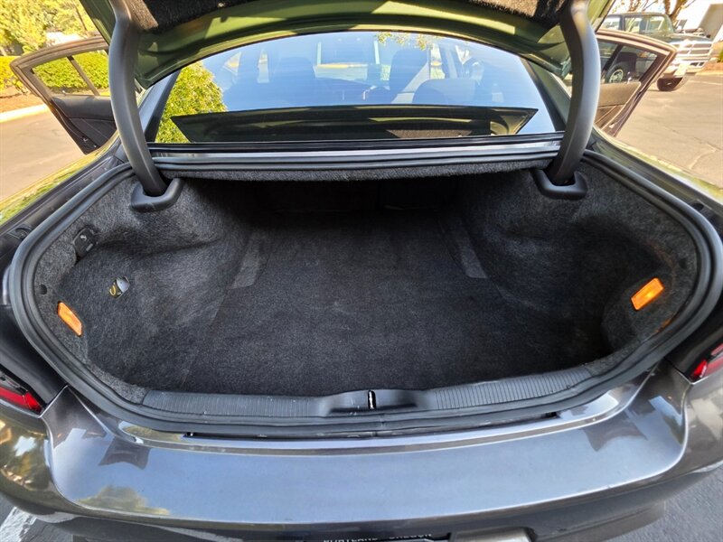 2019 Dodge Charger R/T / NEW TIRES/ LOW MILES - Photo 32 - Portland, OR 97217