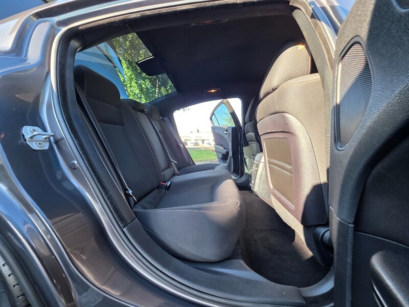 2019 Dodge Charger R/T / NEW TIRES/ LOW MILES - Photo 16 - Portland, OR 97217