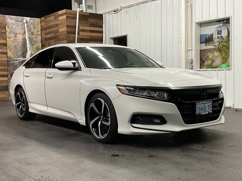 2019 Honda Accord   - Photo 2 - Gladstone, OR 97027