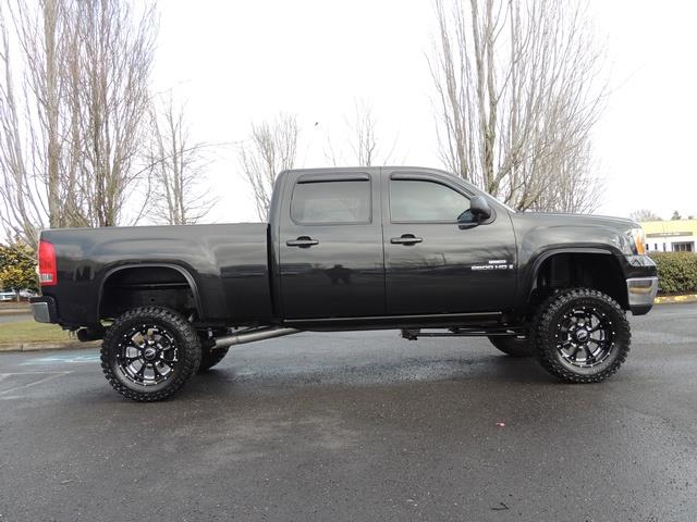 2009 GMC Sierra 2500 SLT / 4X4 / 6.6L DURAMAX DIESEL / ALLISON / LIFTED