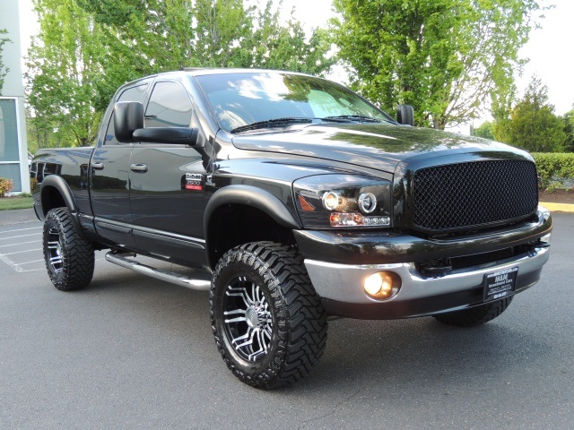 2007 Dodge Ram 2500 Laramie DIESEL 4X4 CREW CAB LIFTED - Photo 2 - Portland, OR 97217