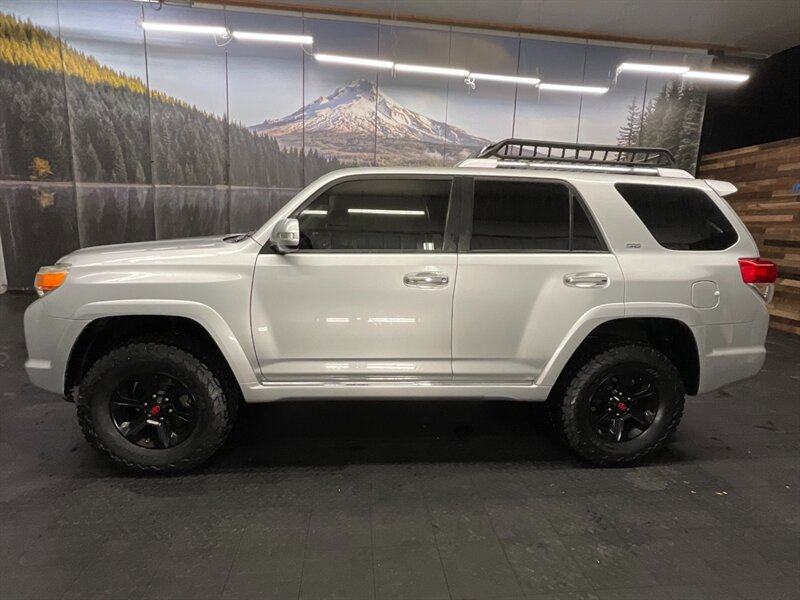 2013 Toyota 4Runner SR5 Premium 4X4 / 3RD ROW SEAT / LIFTED  Leather / Sunroof / LIFTED w/ NEW BF GOODRICH TIRES / 3RD ROW SEAT - Photo 3 - Gladstone, OR 97027