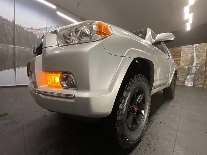 2013 Toyota 4Runner SR5 Premium 4X4 / 3RD ROW SEAT / LIFTED  Leather / Sunroof / LIFTED w/ NEW BF GOODRICH TIRES / 3RD ROW SEAT - Photo 28 - Gladstone, OR 97027