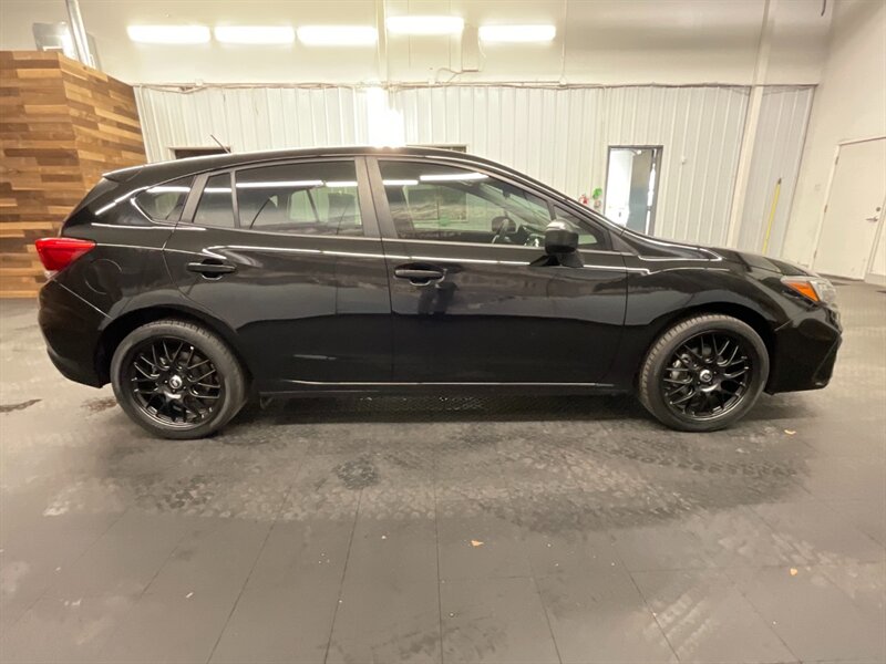 2019 Subaru Impreza 2.0i Wagon AWD / 1-OWNER / 28,000 MILES  BLACK WHEELS / SHARP & CLEAN - Photo 4 - Gladstone, OR 97027