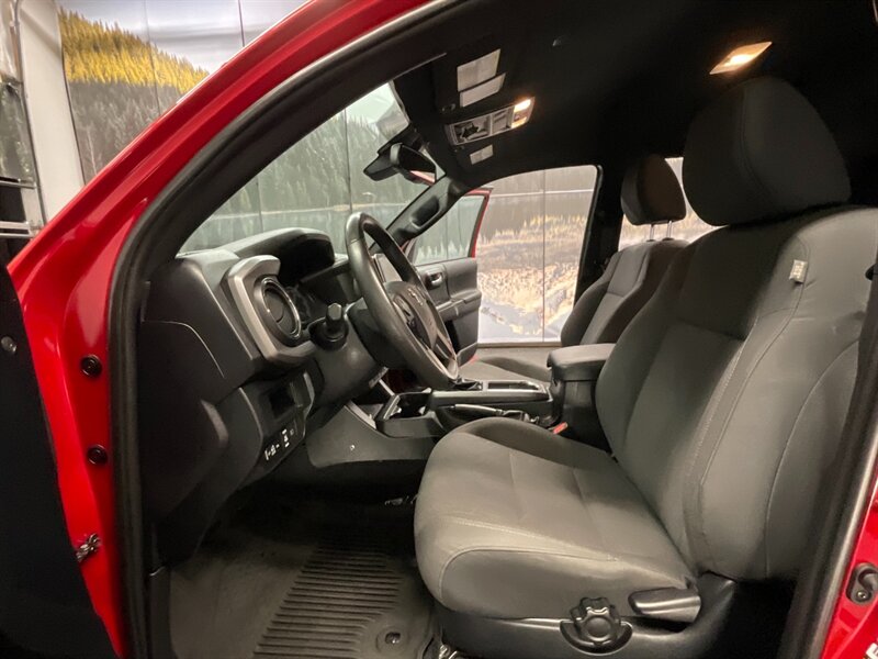 2019 Toyota Tacoma TRD Off-Road Double Cab 4X4 / REAR DIFF LOCKS  LONG BED / 1-OWNER / BRAND NEW TIRES - Photo 14 - Gladstone, OR 97027