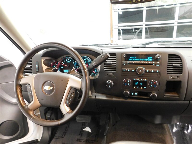 2014 Chevrolet Silverado 2500 LT Crew Cab 4X4 / 6.   - Photo 18 - Gladstone, OR 97027