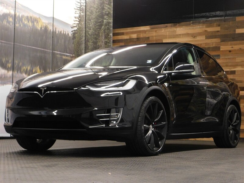 2016 Tesla Model X 90D Sport Utility / AWD /1-OWNER / 33,000 MILES   - Photo 36 - Gladstone, OR 97027