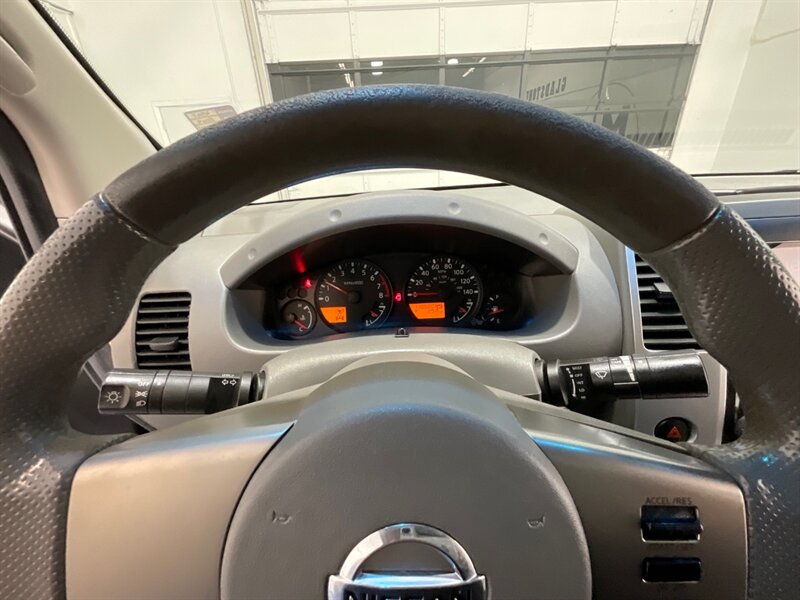 2009 Nissan Frontier SE V6 / 4x4 / Crew Cab / LIFTED / NEW TIRES/CANOPY / WINCH BUMPER / LOCAL NO RUST - Photo 40 - Gladstone, OR 97027