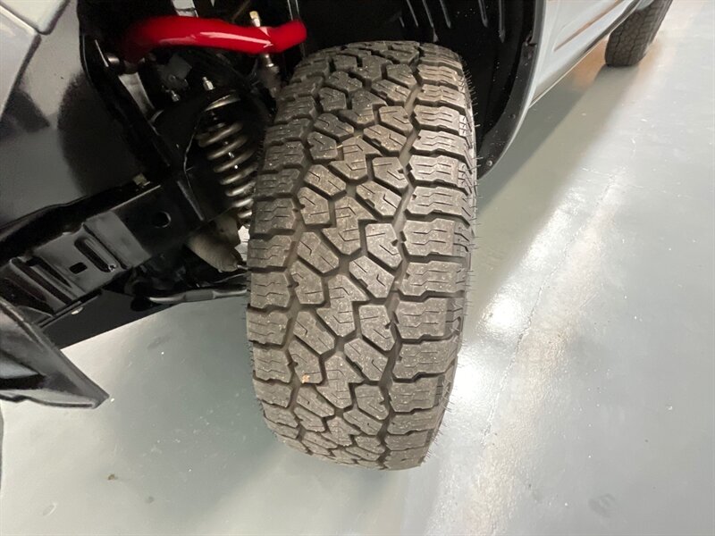 2009 Nissan Frontier SE V6 / 4x4 / Crew Cab / LIFTED / NEW TIRES/CANOPY / WINCH BUMPER / LOCAL NO RUST - Photo 24 - Gladstone, OR 97027