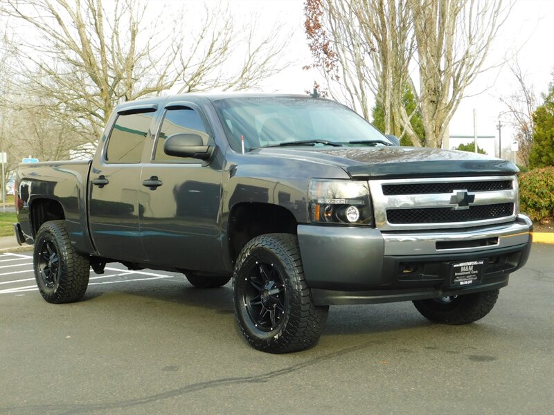 2010 Chevrolet Silverado 1500 LS Crew Cab 4X4 / 4.8L V8 / Black Wheels ...