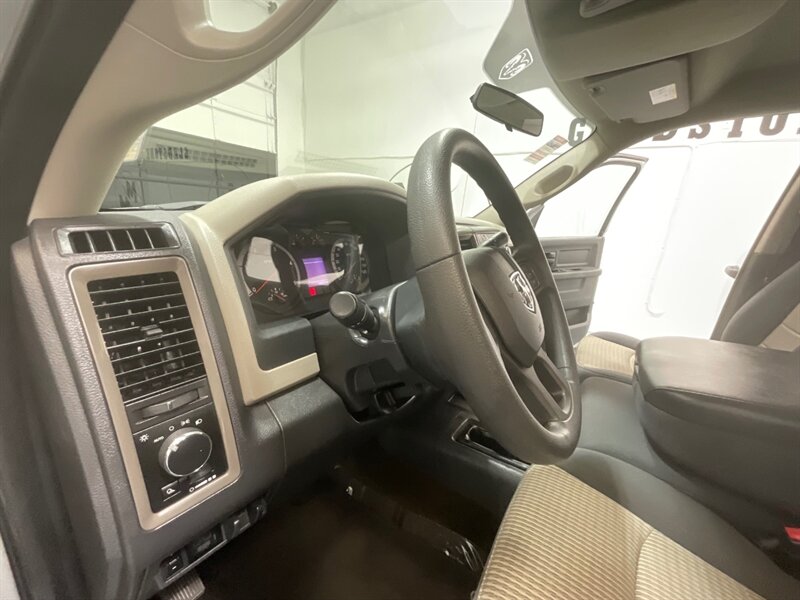 2012 RAM 2500 Crew Cab 4X4 / 6.7L DIESEL / 1-OWNER / 49,000 MILE  / ZERO RUST - Photo 11 - Gladstone, OR 97027