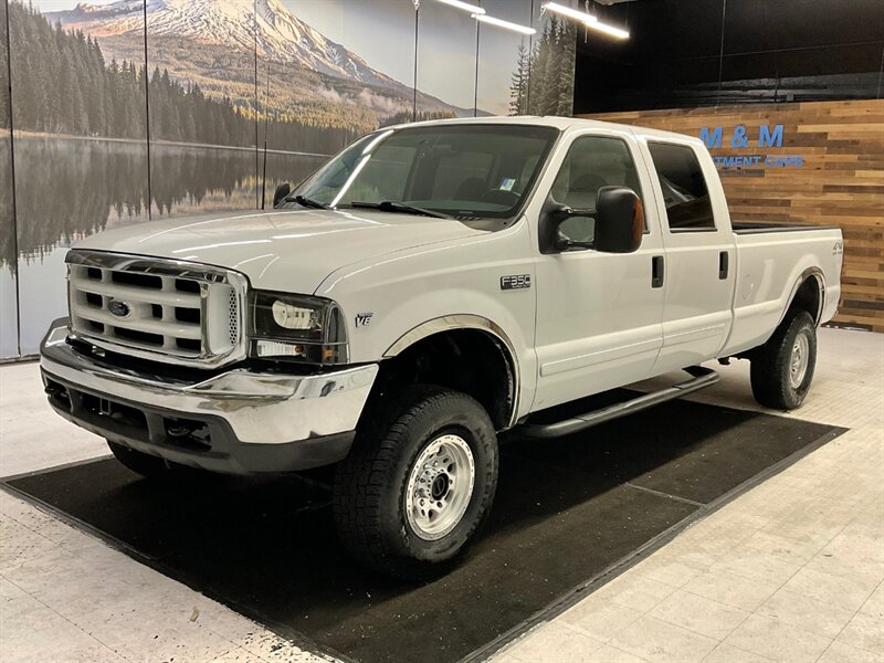 2001 Ford F-350 XL Crew Cab 4X4 / 5.4L V8 / LONG BED / 1-TON  / Rear Airbags / Towing Package / 146,000 MILES - Photo 1 - Gladstone, OR 97027