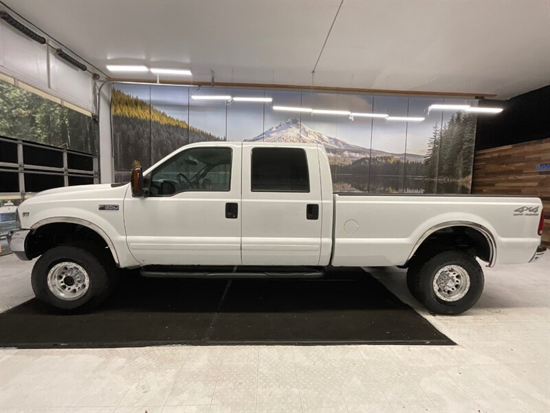 2001 Ford F-350 XL Crew Cab 4X4 / 5.4L V8 / LONG BED / 1-TON  / Rear Airbags / Towing Package / 146,000 MILES - Photo 3 - Gladstone, OR 97027