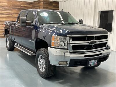 2008 Chevrolet Silverado 2500 LTZ Crew Cab 4X4 / 6.6L DIESEL / Z71 OFF RD PKG  / LOCAL OREGON TRUCK / ZERO RUST / 100K MILES