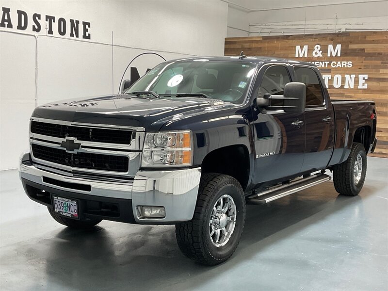 2008 Chevrolet Silverado 2500 LTZ Crew Cab 4X4 / 6.6L DIESEL / Z71 OFF RD PKG  / LOCAL OREGON TRUCK / ZERO RUST / 100K MILES - Photo 1 - Gladstone, OR 97027