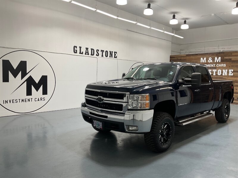 2008 Chevrolet Silverado 2500 LTZ Crew Cab 4X4 / 6.6L DIESEL / NEW WHEELS TIRES / Leather w. Heated seats / ZERO RUST - Photo 56 - Gladstone, OR 97027
