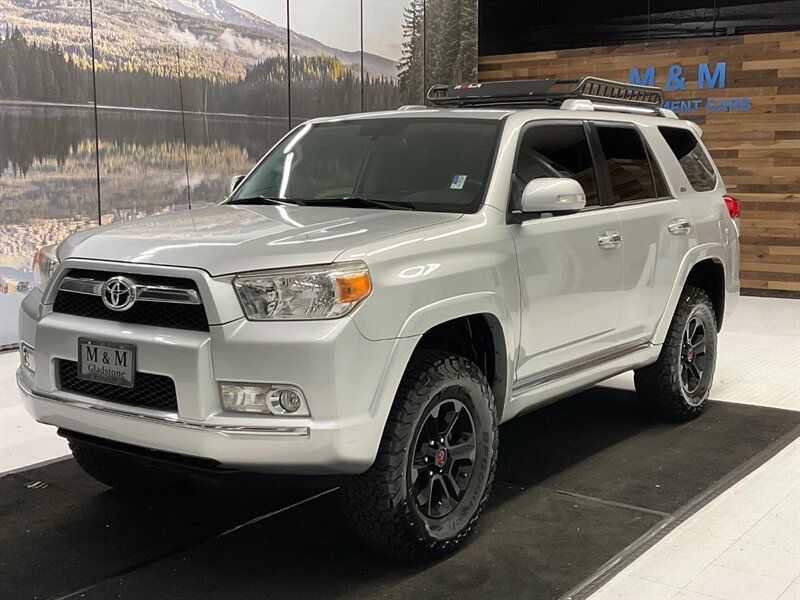 2013 Toyota 4Runner 4x4 SR5 Premium V6 / 3RD ROW SEAT / LIFTED  / NEW BF GOODRICH TIRES & BLACK WHEELS / Leather & Heated Seats / Sunroof / THIRD ROW SEAT - Photo 25 - Gladstone, OR 97027