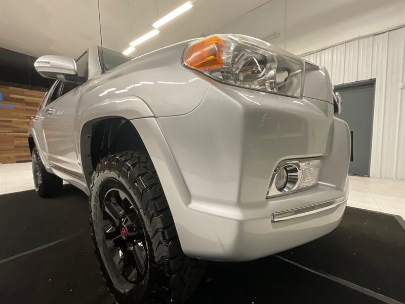 2013 Toyota 4Runner 4x4 SR5 Premium V6 / 3RD ROW SEAT / LIFTED  / NEW BF GOODRICH TIRES & BLACK WHEELS / Leather & Heated Seats / Sunroof / THIRD ROW SEAT - Photo 26 - Gladstone, OR 97027