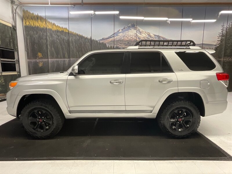 2013 Toyota 4Runner 4x4 SR5 Premium V6 / 3RD ROW SEAT / LIFTED  / NEW BF GOODRICH TIRES & BLACK WHEELS / Leather & Heated Seats / Sunroof / THIRD ROW SEAT - Photo 3 - Gladstone, OR 97027