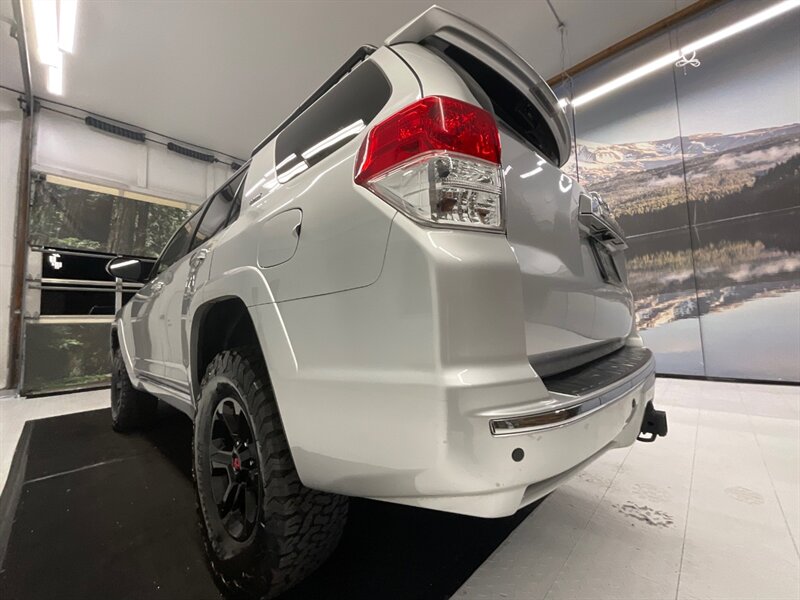 2013 Toyota 4Runner 4x4 SR5 Premium V6 / 3RD ROW SEAT / LIFTED  / NEW BF GOODRICH TIRES & BLACK WHEELS / Leather & Heated Seats / Sunroof / THIRD ROW SEAT - Photo 24 - Gladstone, OR 97027