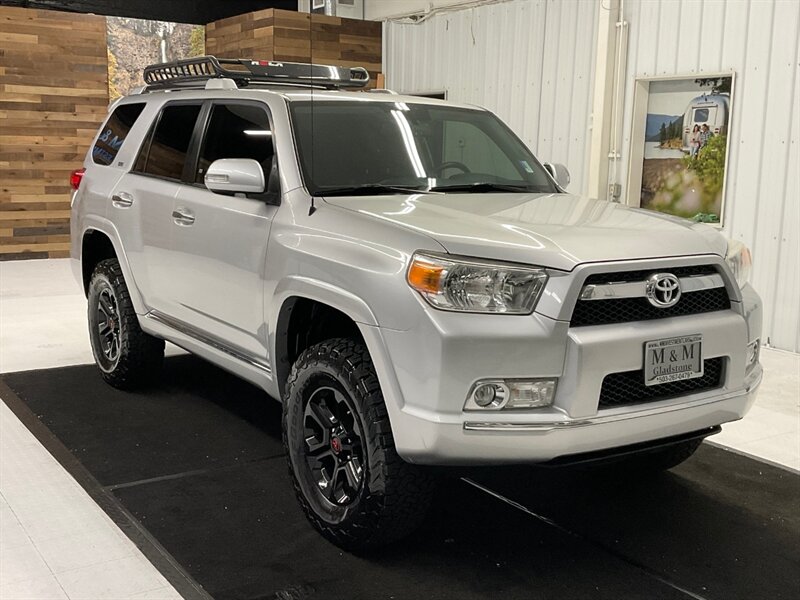 2013 Toyota 4Runner 4x4 SR5 Premium V6 / 3RD ROW SEAT / LIFTED  / NEW BF GOODRICH TIRES & BLACK WHEELS / Leather & Heated Seats / Sunroof / THIRD ROW SEAT - Photo 2 - Gladstone, OR 97027