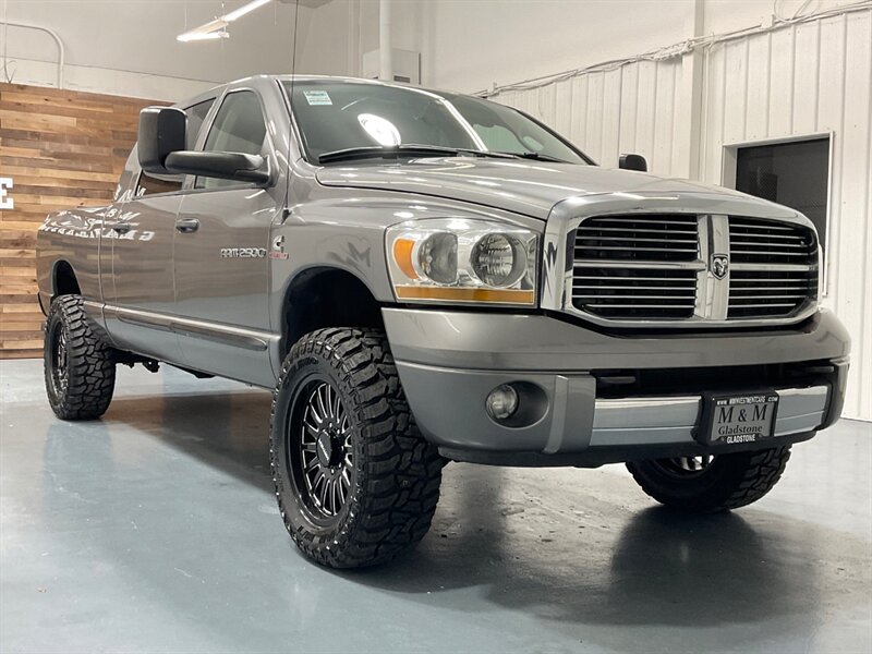 2006 Dodge Ram 2500 Laramie MEGACAB 4X4 / 5.9L DIESEL / NEW TIRES  / Leather w. Heated Seats / Power Running Board / LEVELED w. NEW WHEELS & TIRES / ZERO RUST - Photo 60 - Gladstone, OR 97027