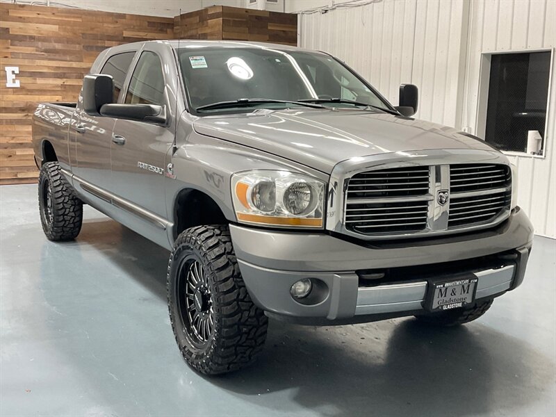 2006 Dodge Ram 2500 Laramie MEGACAB 4X4 / 5.9L DIESEL / NEW TIRES  / Leather w. Heated Seats / Power Running Board / LEVELED w. NEW WHEELS & TIRES / ZERO RUST