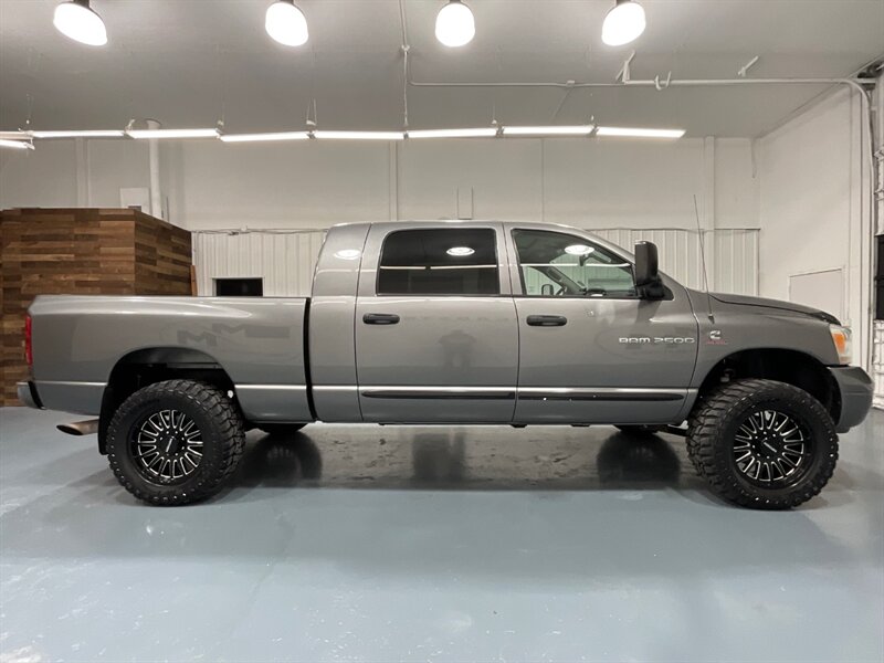 2006 Dodge Ram 2500 Laramie MEGACAB 4X4 / 5.9L DIESEL / NEW TIRES  / Leather w. Heated Seats / Power Running Board / LEVELED w. NEW WHEELS & TIRES / ZERO RUST - Photo 4 - Gladstone, OR 97027