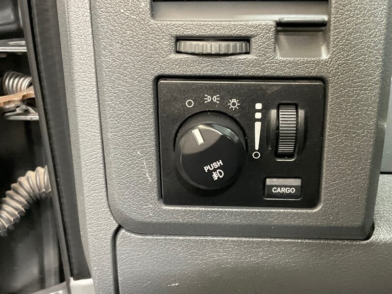2006 Dodge Ram 2500 Laramie MEGACAB 4X4 / 5.9L DIESEL / NEW TIRES  / Leather w. Heated Seats / Power Running Board / LEVELED w. NEW WHEELS & TIRES / ZERO RUST - Photo 43 - Gladstone, OR 97027